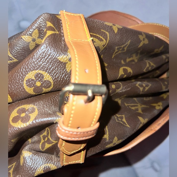 Louis Vuitton Monogram 35 Saumur